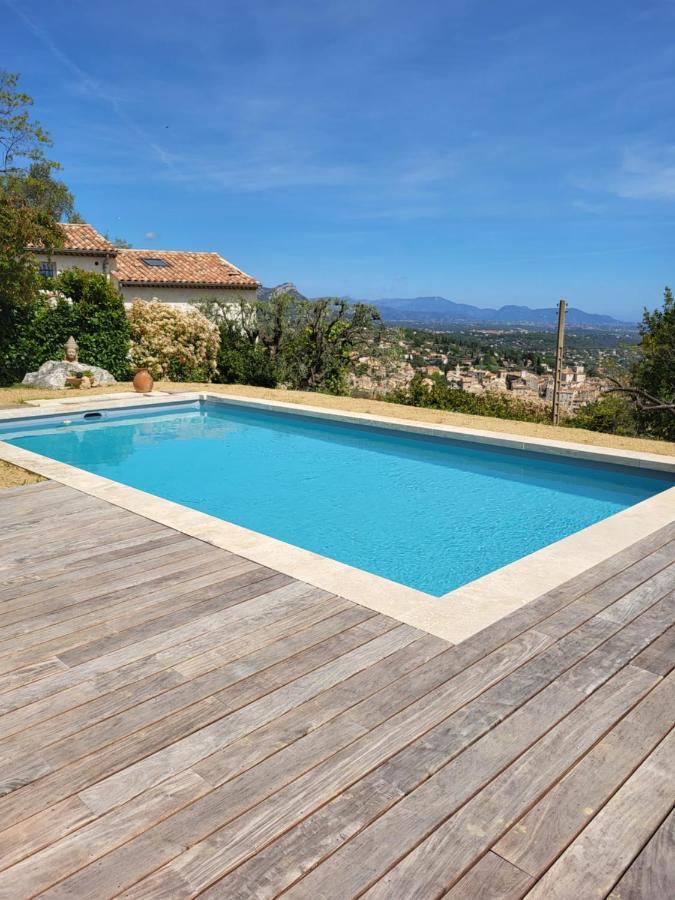 La Tourrette Bed and Breakfast Tourrettes-sur-Loup Eksteriør billede