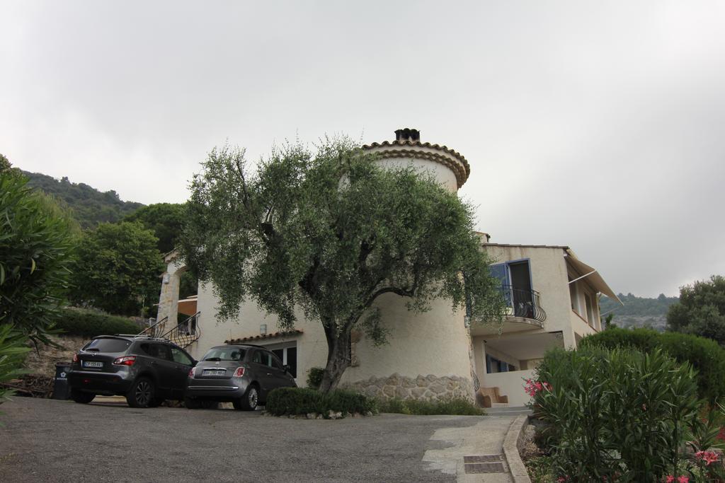 La Tourrette Bed and Breakfast Tourrettes-sur-Loup Eksteriør billede